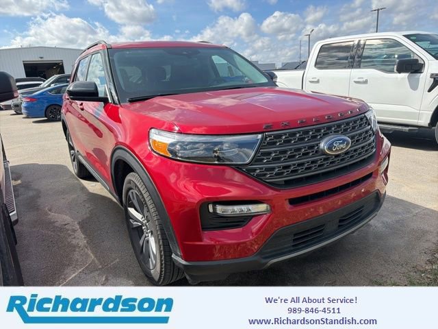 Certified 2024 Ford Explorer XLT w/ Equipment Group 202A image 1
