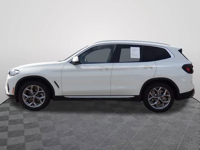 Used 2022 BMW X3 xDrive30i AWD/4WD image 2