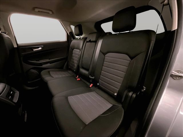 Certified 2020 Ford Edge SE FWD image 25