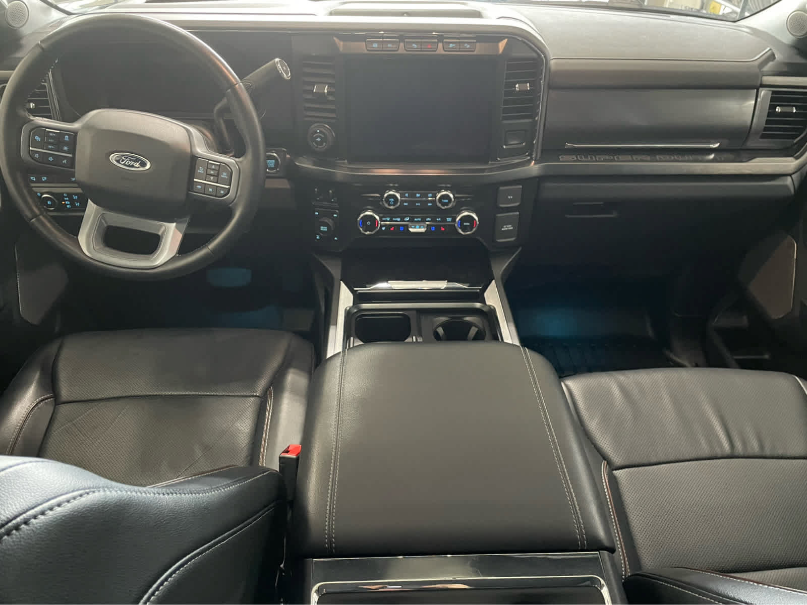 Certified 2023 Ford F250 Lariat w/ Lariat Ultimate Package AWD/4WD image 7