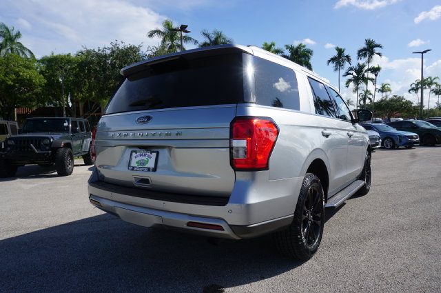 Certified 2023 Ford Expedition XLT RWD image 7