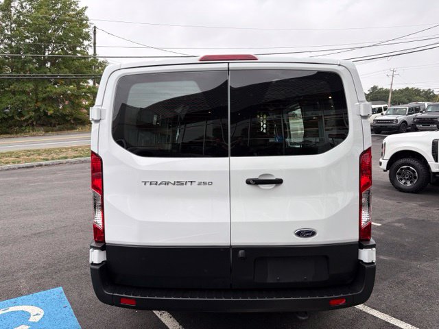 Certified 2025 Ford Transit 250 Low Roof w/ Exterior Upgrade Package RWD image 4