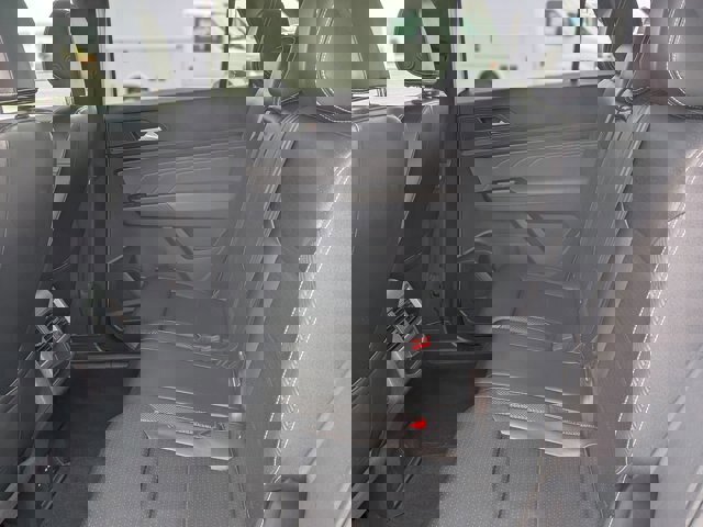 Used 2022 Volkswagen Atlas Cross Sport SE image 29