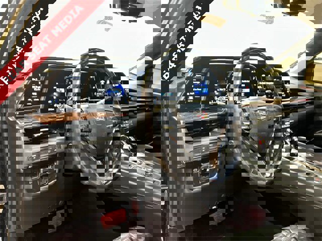 Used 2021 Cadillac Escalade ESV Sport Platinum w/ Heavy-Duty Trailer Package image 9