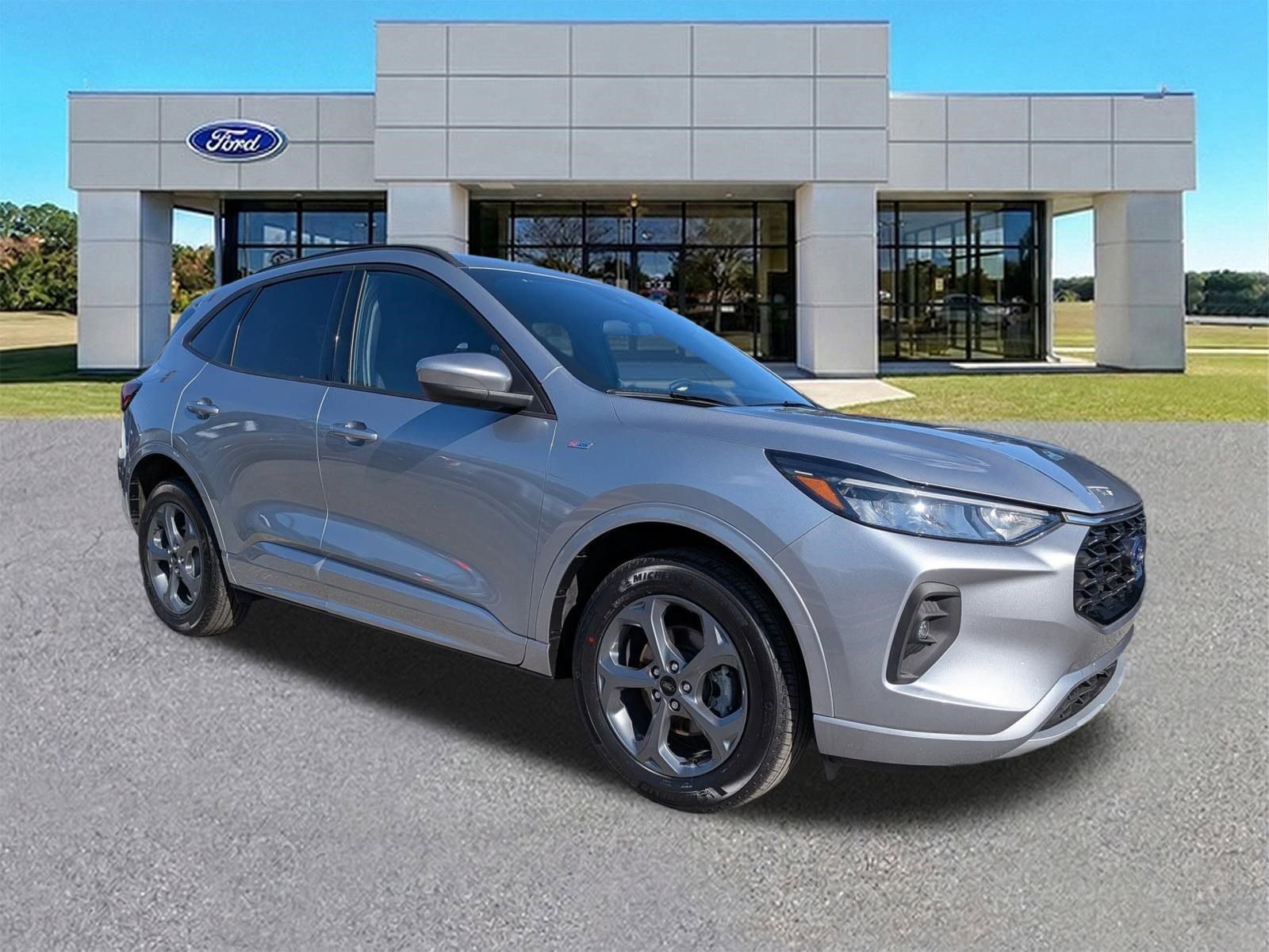 Certified 2023 Ford Escape ST-Line Select w/ Tech Pack #1 image 2