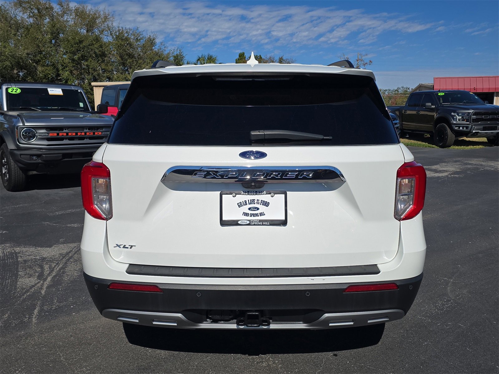 Certified 2023 Ford Explorer XLT w/ Equipment Group 202A image 5