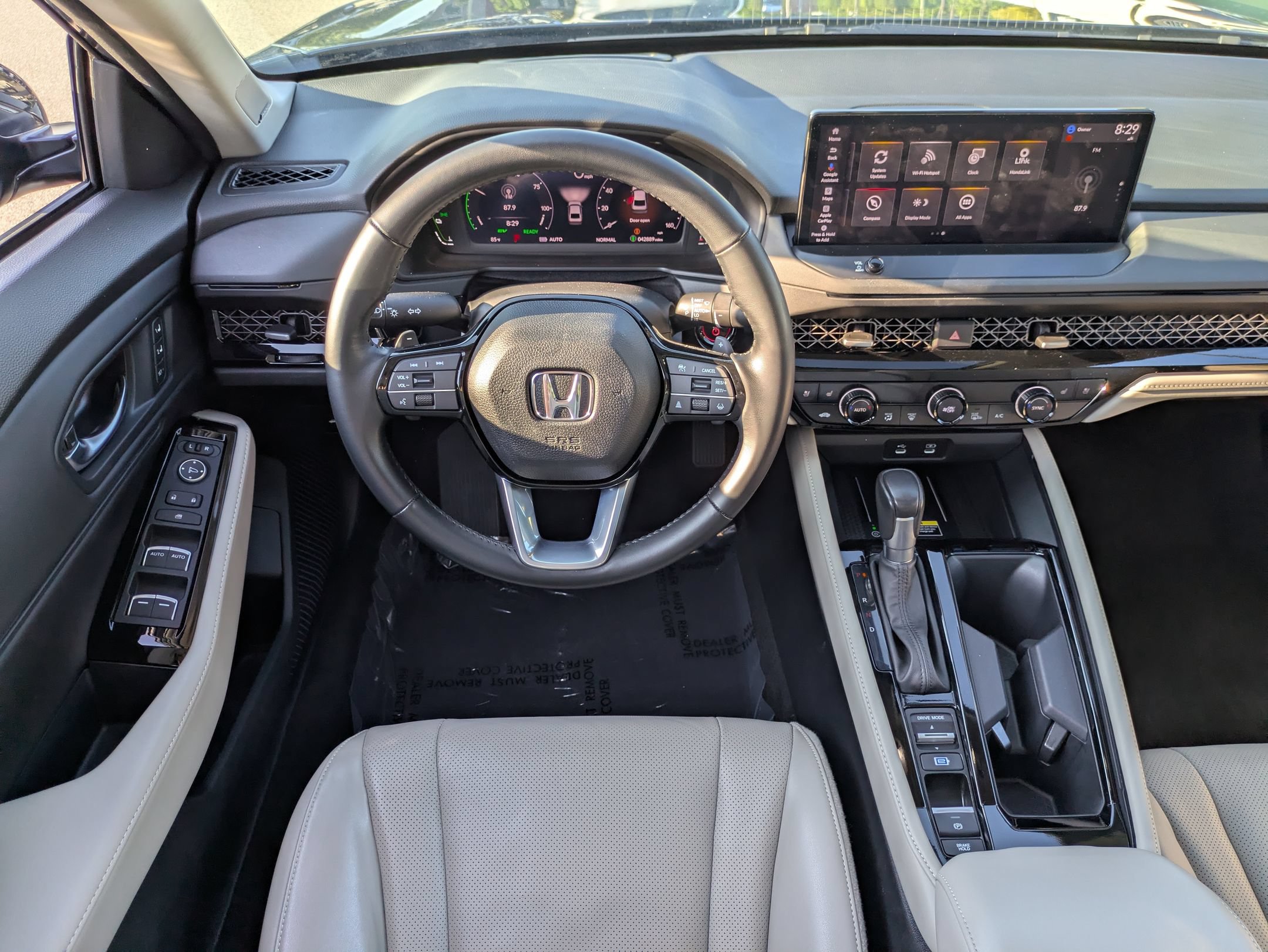 Used 2024 Honda Accord Touring image 31
