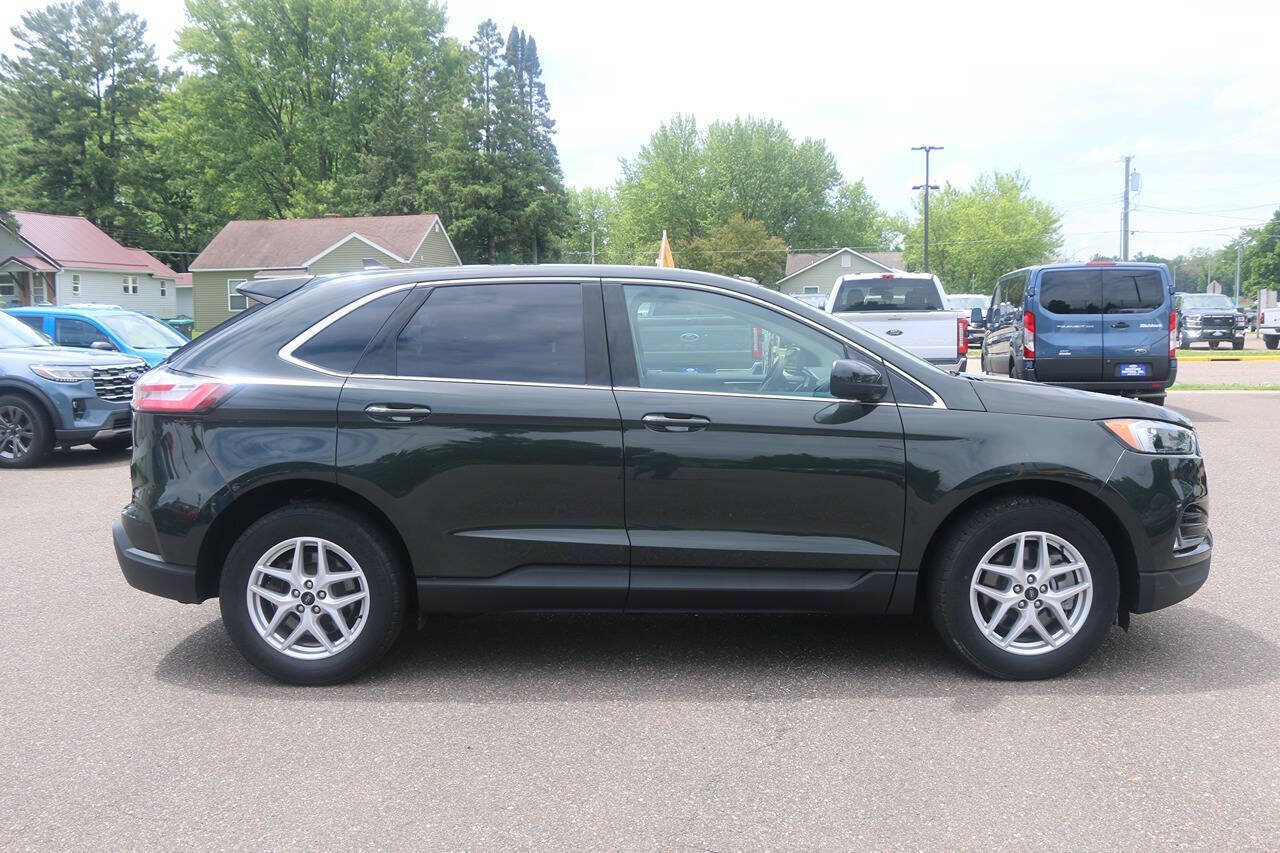 Certified 2023 Ford Edge SEL w/ Convenience Package AWD/4WD image 2