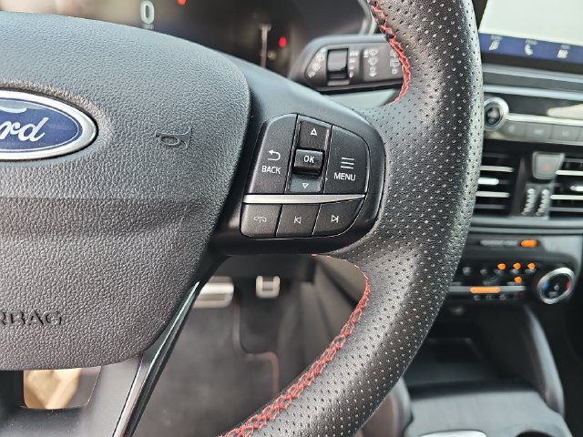 Certified 2023 Ford Escape ST-Line w/ Cold Weather Package FWD image 21