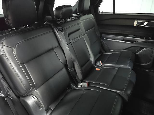 Certified 2020 Ford Explorer XLT w/ Equipment Group 202A AWD/4WD image 22