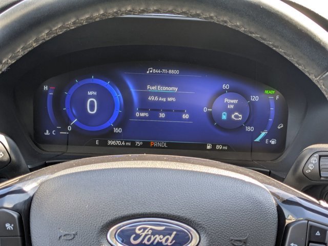 Certified 2022 Ford Escape Titanium w/ Class II Trailer Tow Package image 21