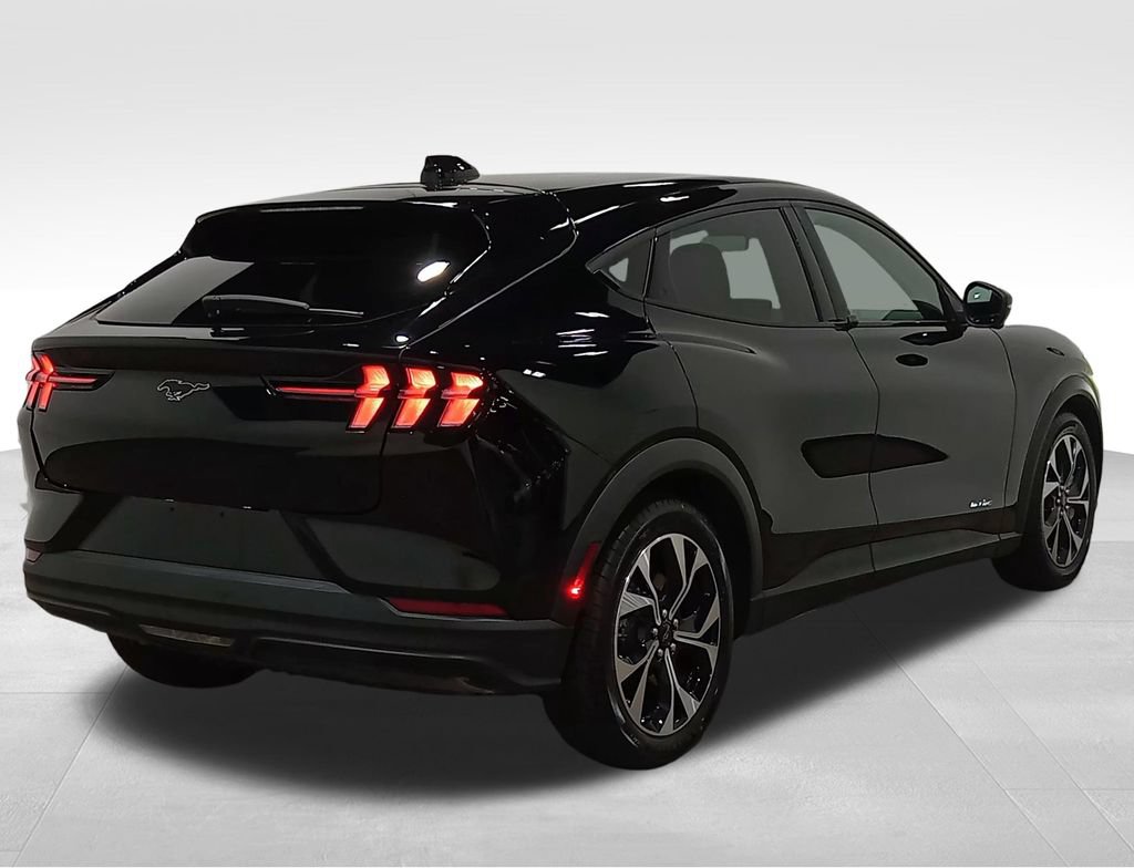 Certified 2025 Ford Mustang Mach-E Select RWD image 3