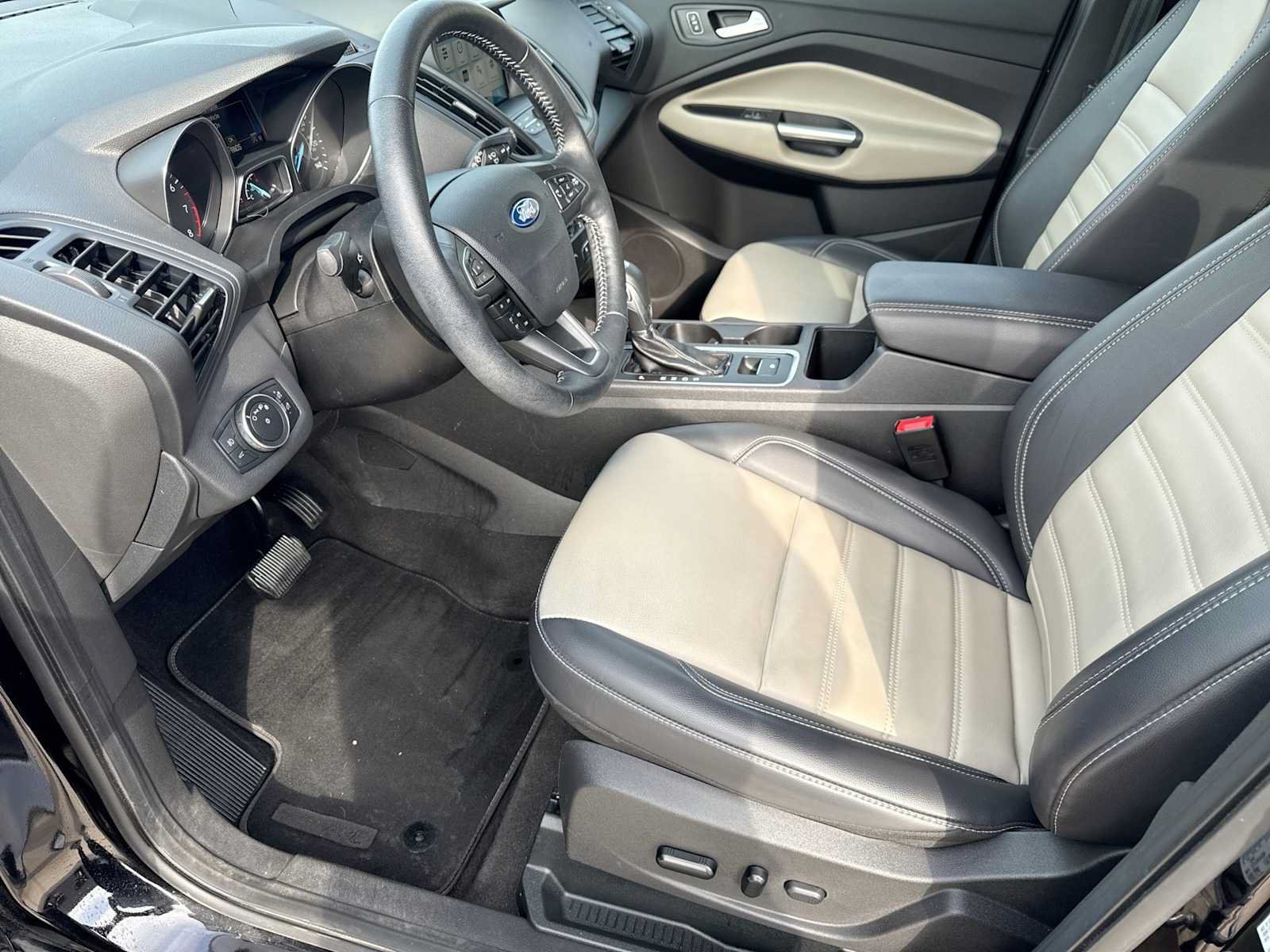 Certified 2019 Ford Escape SEL AWD/4WD image 15