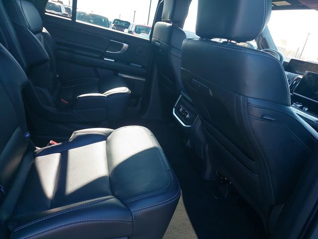 Certified 2025 Ford Expedition Max Platinum w/ Stealth Performance Package image 11