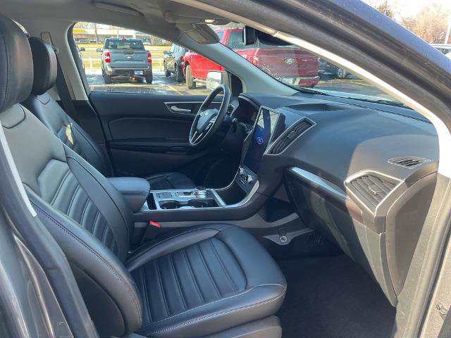 Certified 2023 Ford Edge SEL image 13