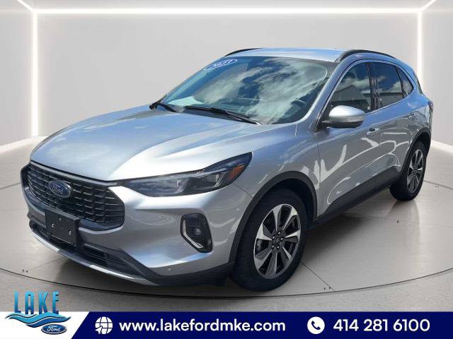 Certified 2023 Ford Escape Platinum AWD/4WD image 3