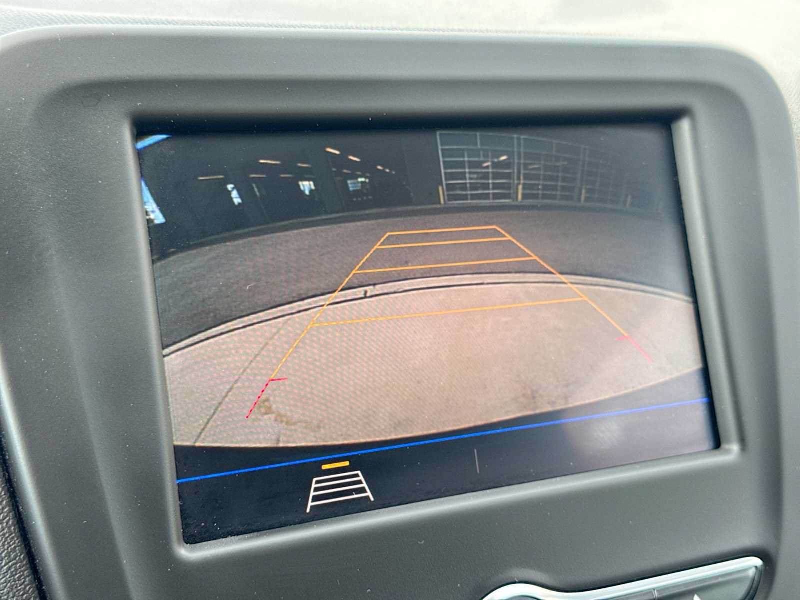 Used 2020 Chevrolet Equinox LS AWD/4WD image 28