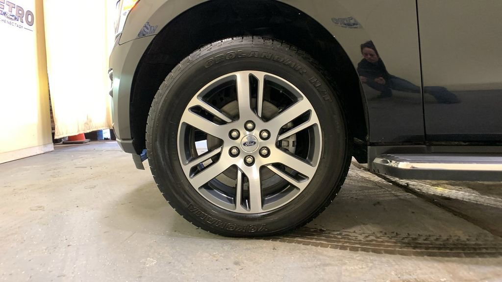 Certified 2023 Ford Expedition Limited AWD/4WD image 46