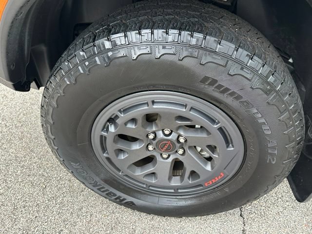 Used 2025 Nissan Frontier PRO-4X AWD/4WD image 8