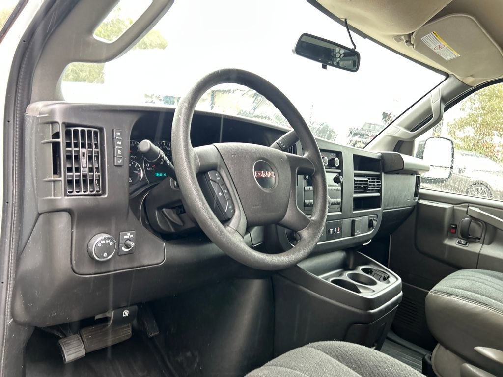 Used 2024 GMC Savana 2500 w/ Driver Convenience Package image 10