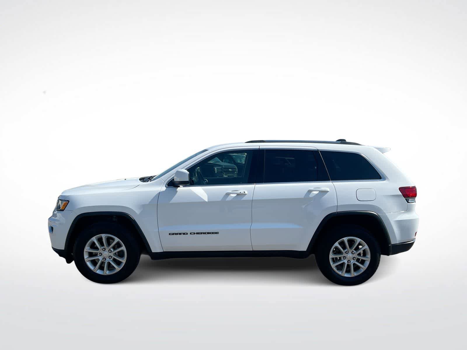 Used 2021 Jeep Grand Cherokee Laredo AWD/4WD image 5