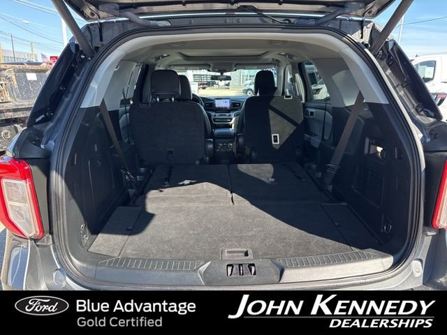Certified 2023 Ford Explorer XLT w/ Equipment Group 202A AWD/4WD image 30