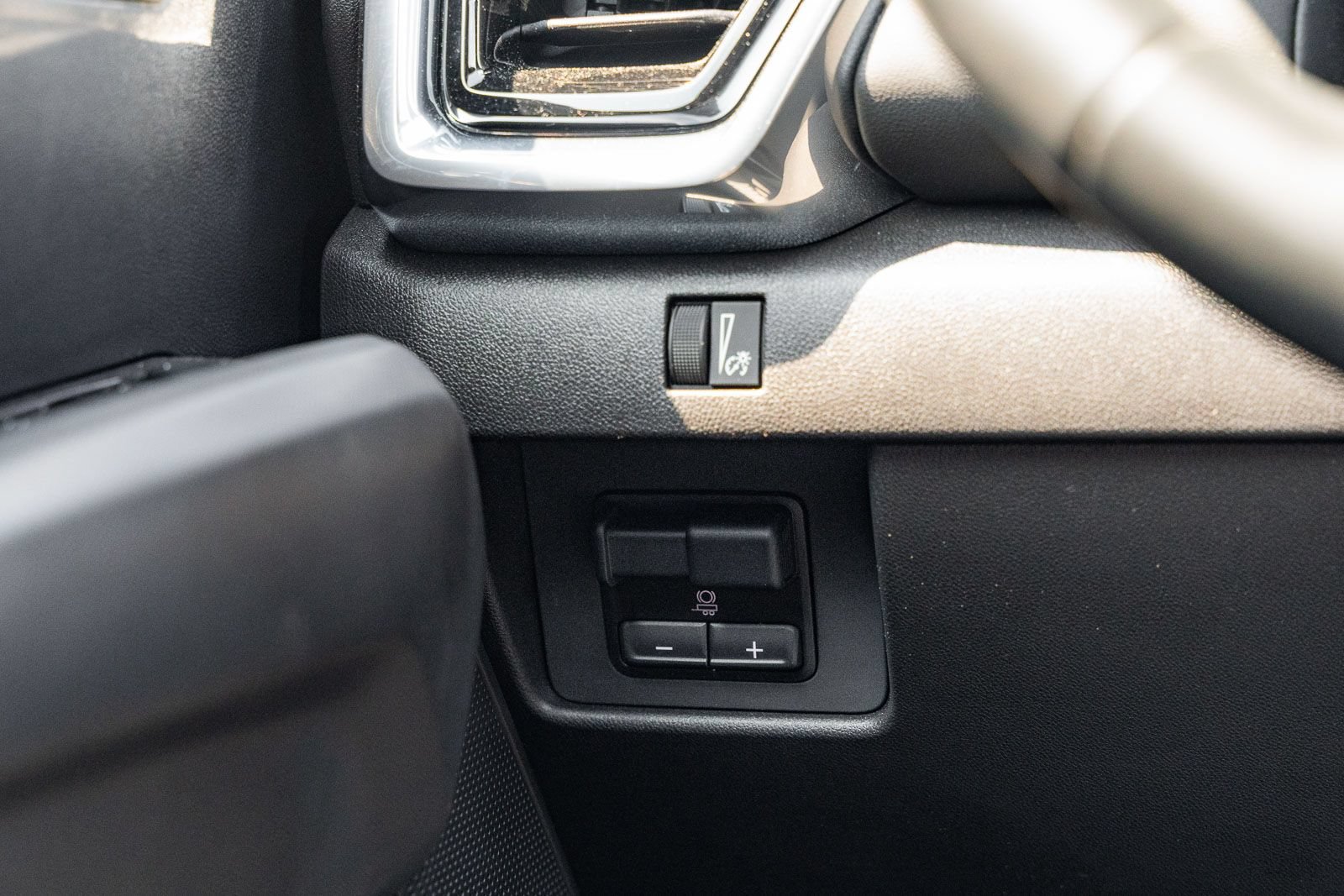 Used 2026 GMC Canyon Elevation RWD image 26