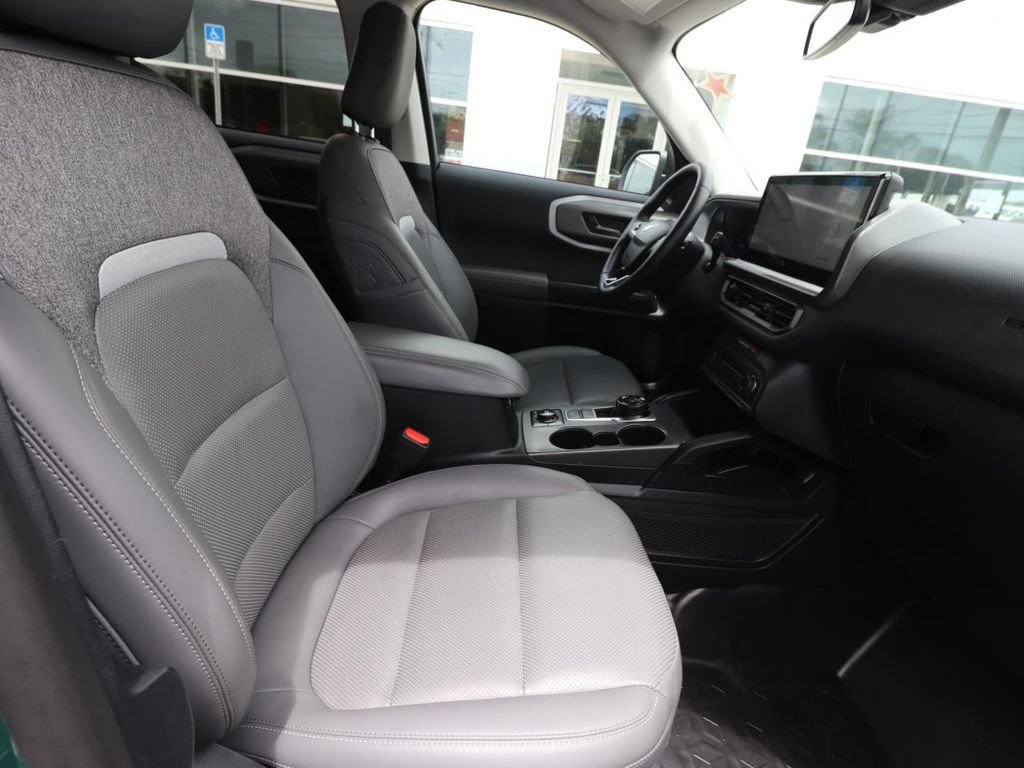 Certified 2025 Ford Bronco Sport Badlands AWD/4WD image 15