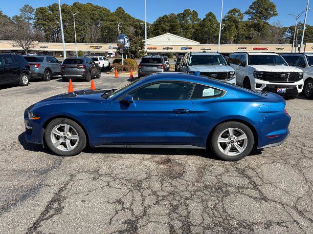 Certified 2022 Ford Mustang Coupe image 2