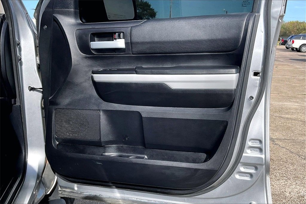 Used 2019 Toyota Tundra SR5 image 29