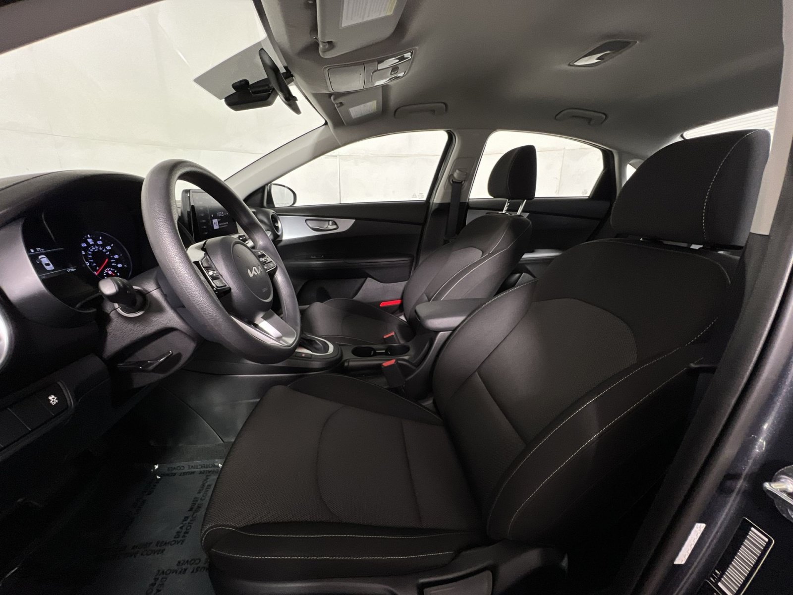 Used 2023 Kia Forte LXS FWD image 13