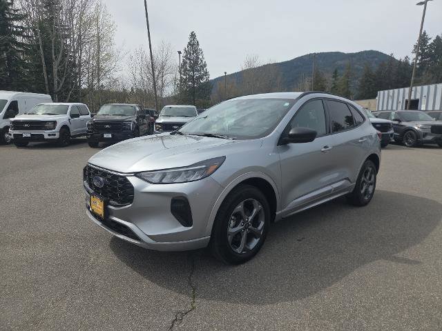 Certified 2024 Ford Escape ST-Line AWD/4WD image 2