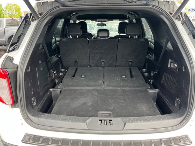 Certified 2020 Ford Explorer XLT w/ Equipment Group 202A AWD/4WD image 26