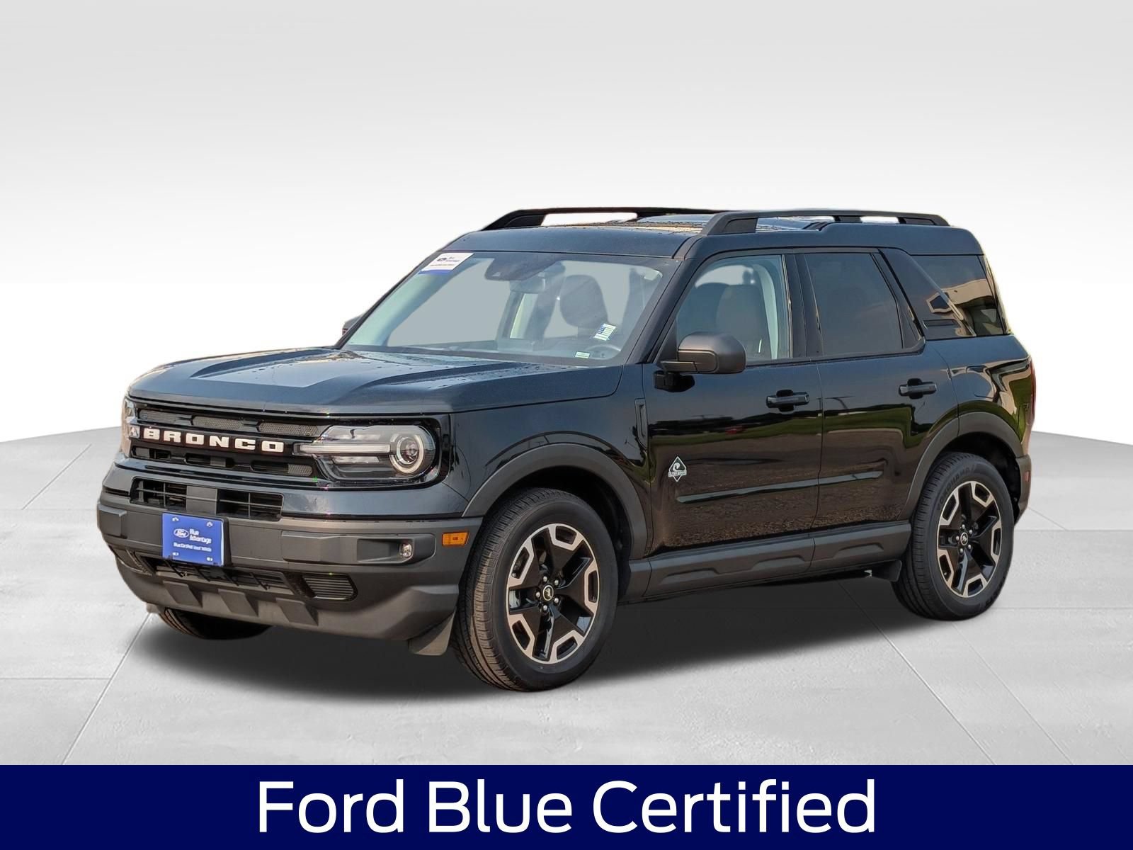 Certified 2021 Ford Bronco Sport Outer Banks w/ Outer Banks Package AWD/4WD image 1