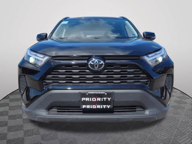 Used 2024 Toyota RAV4 XLE AWD/4WD image 5