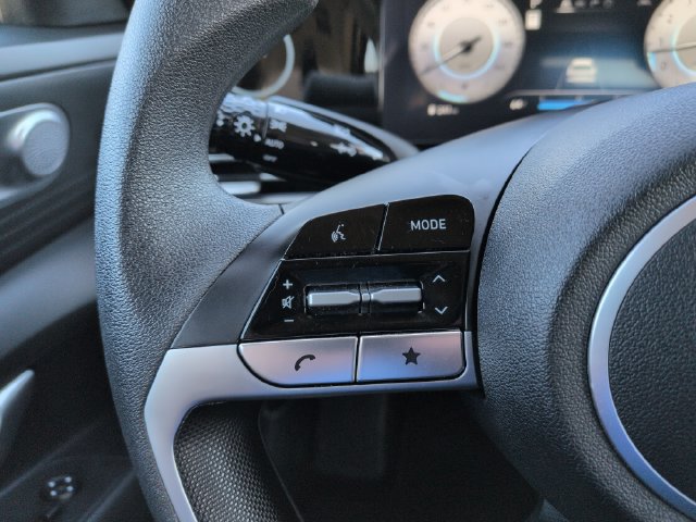 Used 2024 Hyundai Elantra SEL FWD image 33