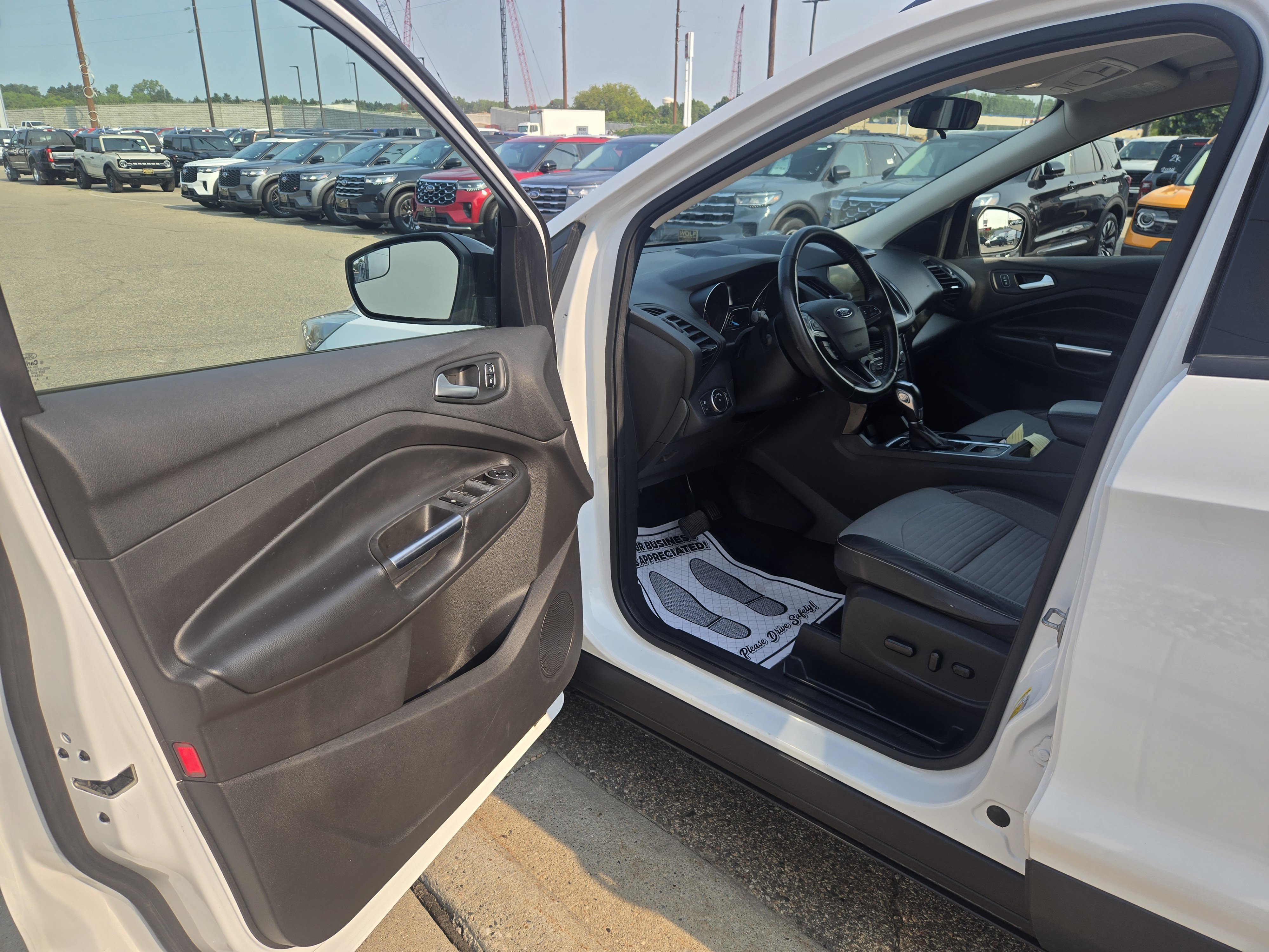 Certified 2019 Ford Escape SE AWD/4WD image 11