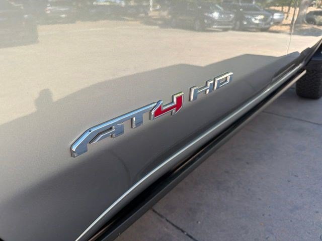 Used 2024 GMC Sierra 3500 AT4 w/ AT4 Premium Plus Package AWD/4WD image 13