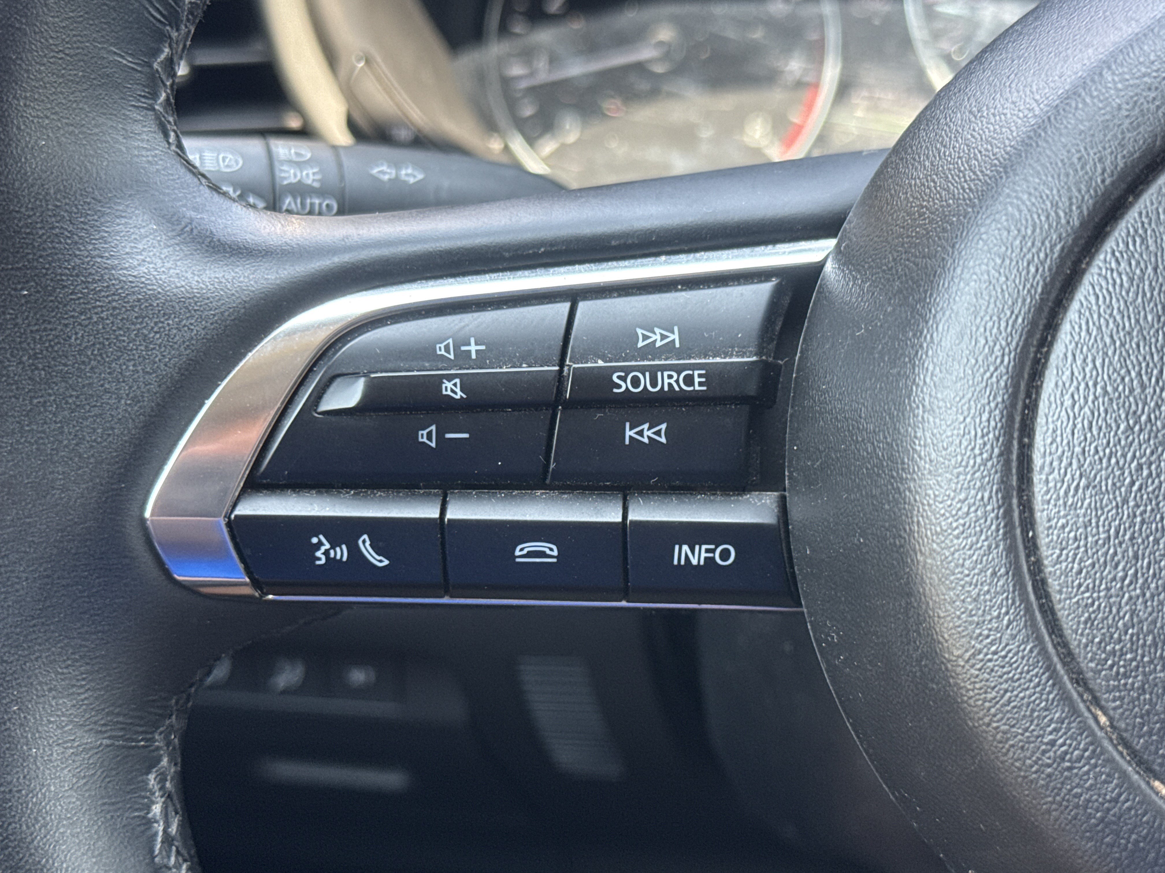 Used 2025 MAZDA CX-30 AWD 2.5 S w/ Preferred Package image 16