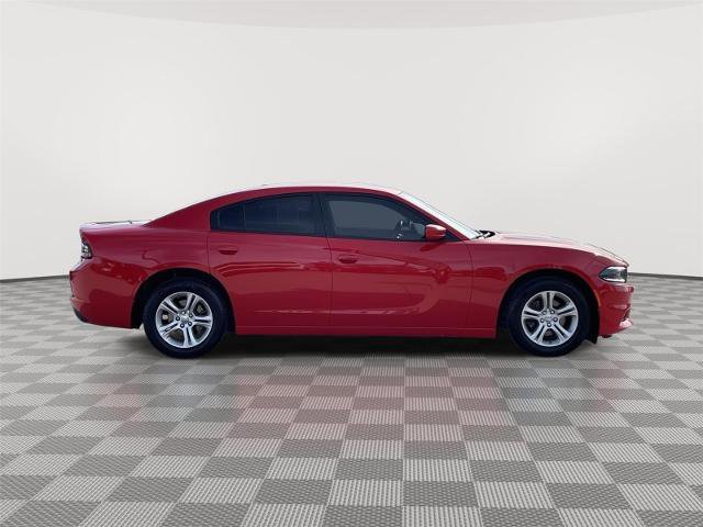 Used 2018 Dodge Charger SXT image 6