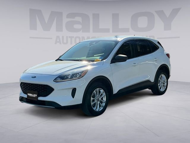 Certified 2022 Ford Escape SE