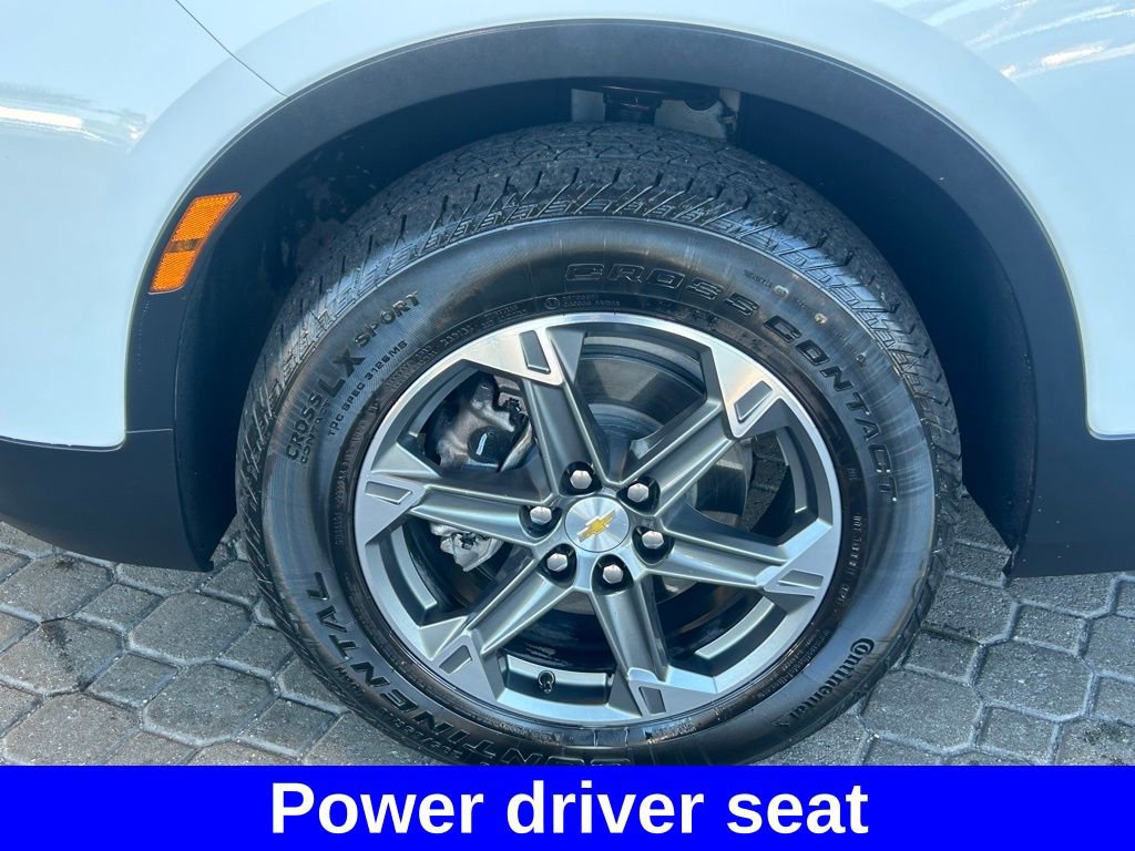 Used 2025 Chevrolet Blazer LT image 17