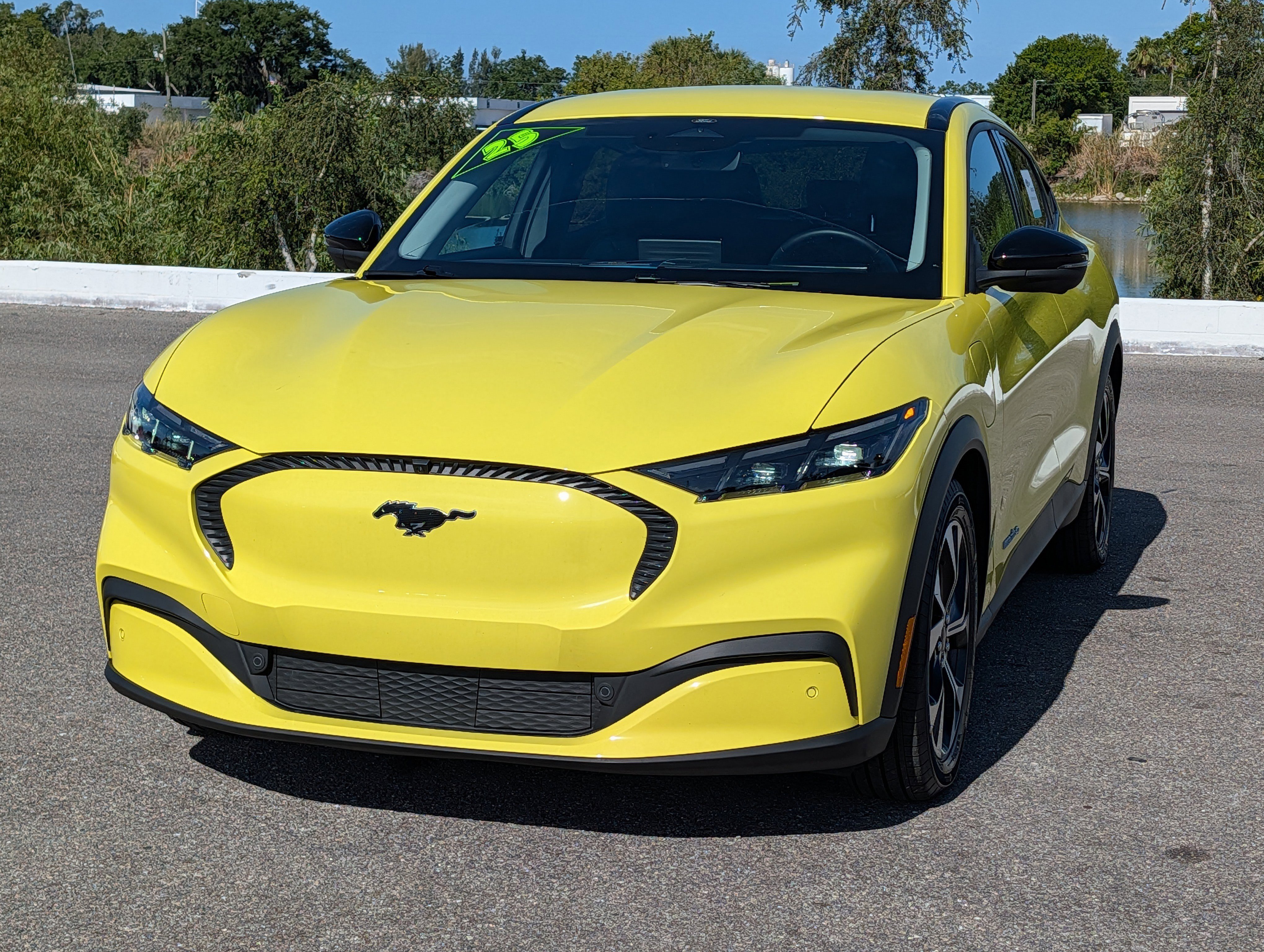 Certified 2025 Ford Mustang Mach-E Select w/ Comfort Package Lite AWD/4WD image 7