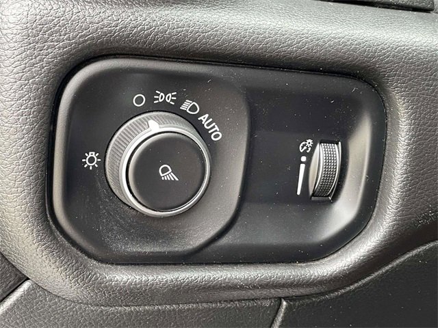 Used 2022 RAM 2500 Tradesman image 31