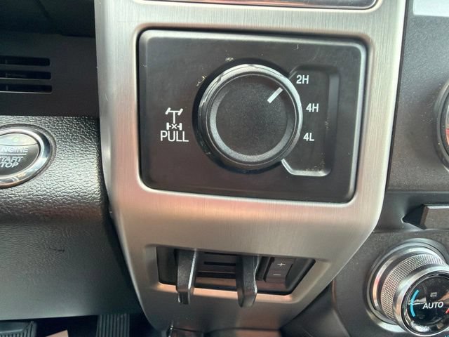 Certified 2017 Ford F350 Platinum w/ Platinum Ultimate Package AWD/4WD image 19
