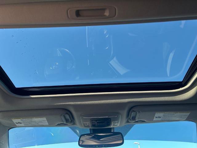 Used 2021 Toyota Camry SE w/ Cold Weather Package image 29