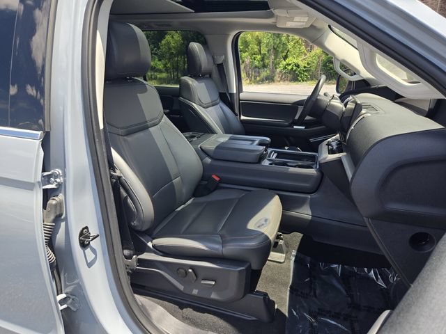 Certified 2025 Ford Expedition Active AWD/4WD image 20