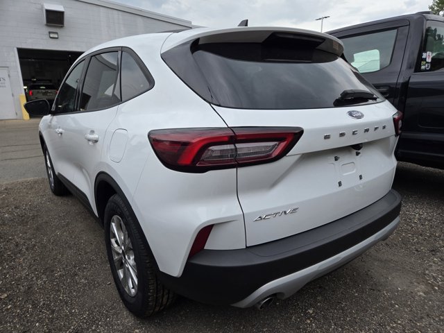 Certified 2025 Ford Escape Active FWD image 3