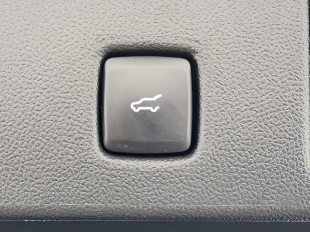 Certified 2024 Ford Escape ST-Line w/ Tech Pack #1 AWD/4WD image 17