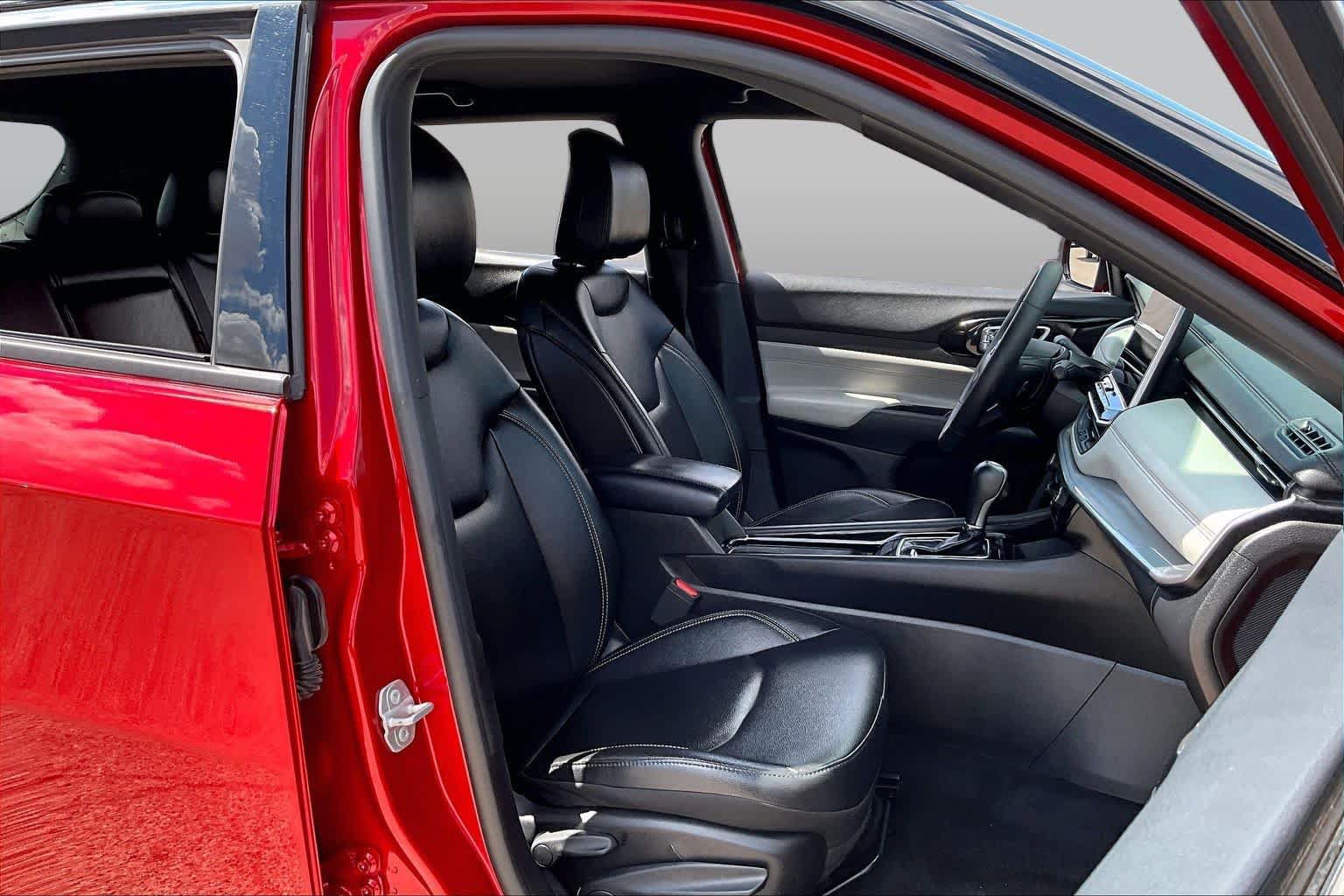 Used 2025 Jeep Compass Limited AWD/4WD image 9